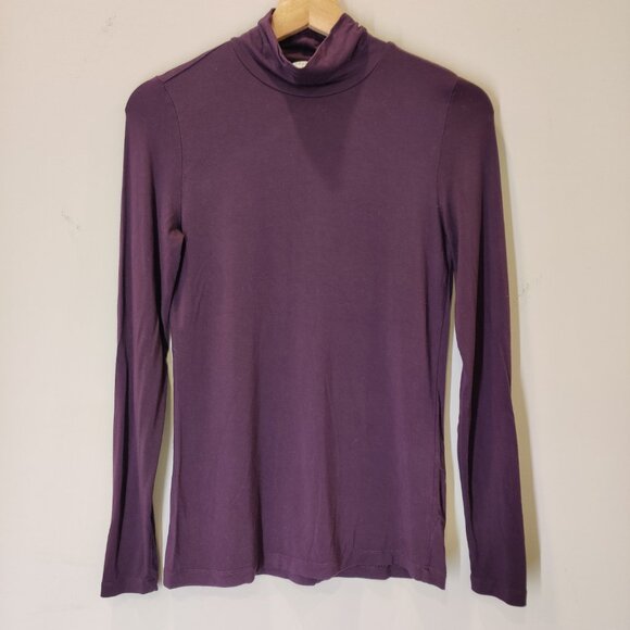 Aritzia Babaton Women's Violet Lightweight Slim Fit Long Sleeve Turtleneck | S - Picture 8 of 8
